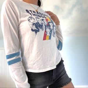 [SOLD]Stranger Things cropped shirt